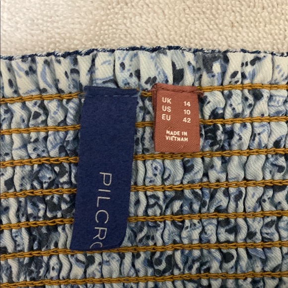 Pilcro Blue Denim Sweetheart Smocked Crop Top - Picture 2 of 5